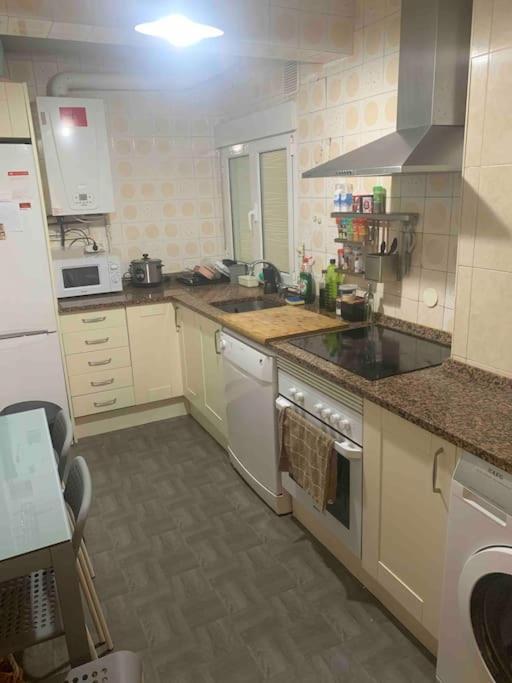Apartamento Barato En Santander - Junto Al Barrio Pesquero Экстерьер фото